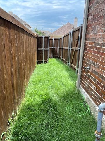 Building Photo - 4909 6 Gun Ln