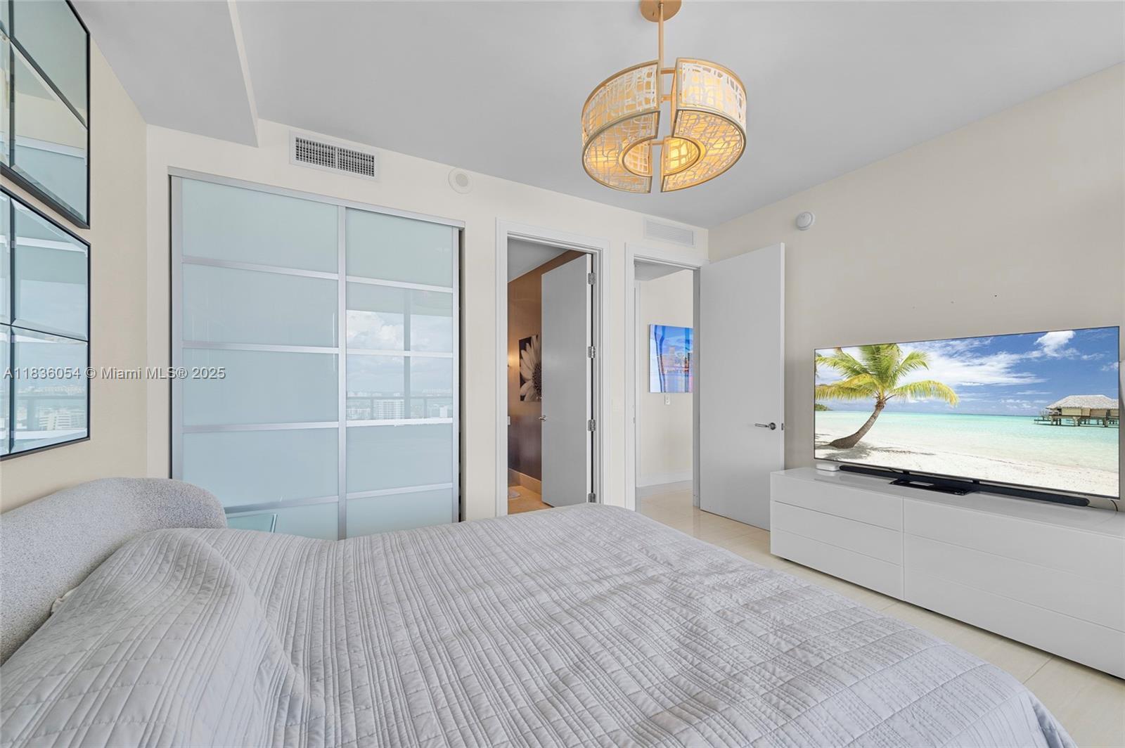 Building Photo - 9705 Collins Ave