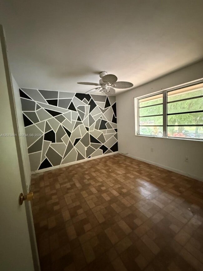Building Photo - 8480 SW 154th Cir Ct