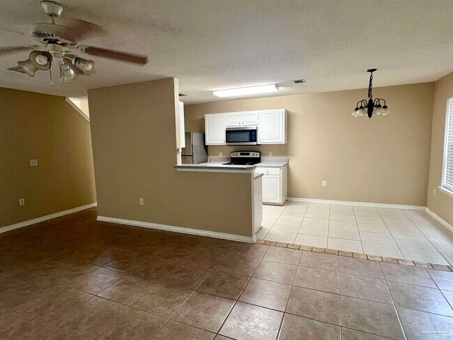Building Photo - 6213 Cottage Woods Dr