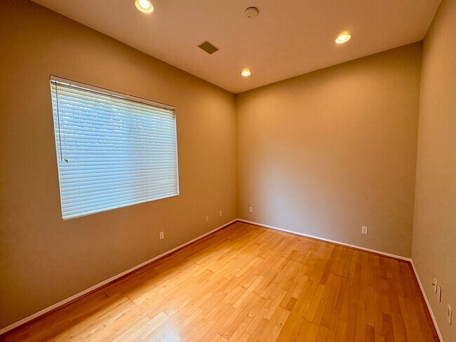 Building Photo - 5216 Timber Branch Way