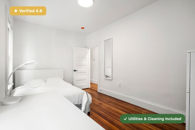 Building Photo - New RoostUp Furnished Private Bedroom in the Dorchester Neighborhood of Boston!