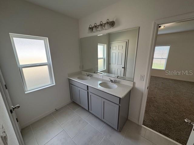 Building Photo - 3649 Yarian Dr