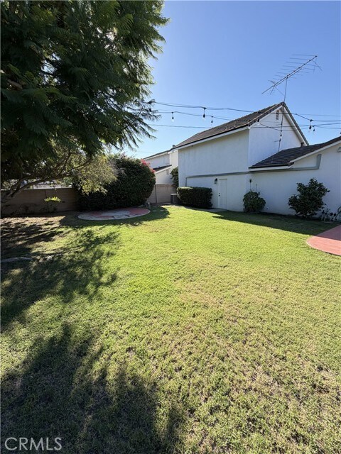 Building Photo - 9441 El Blanco Ave