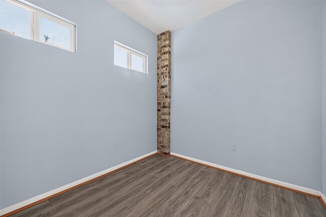 Building Photo - 12327 Fern Meadow Dr