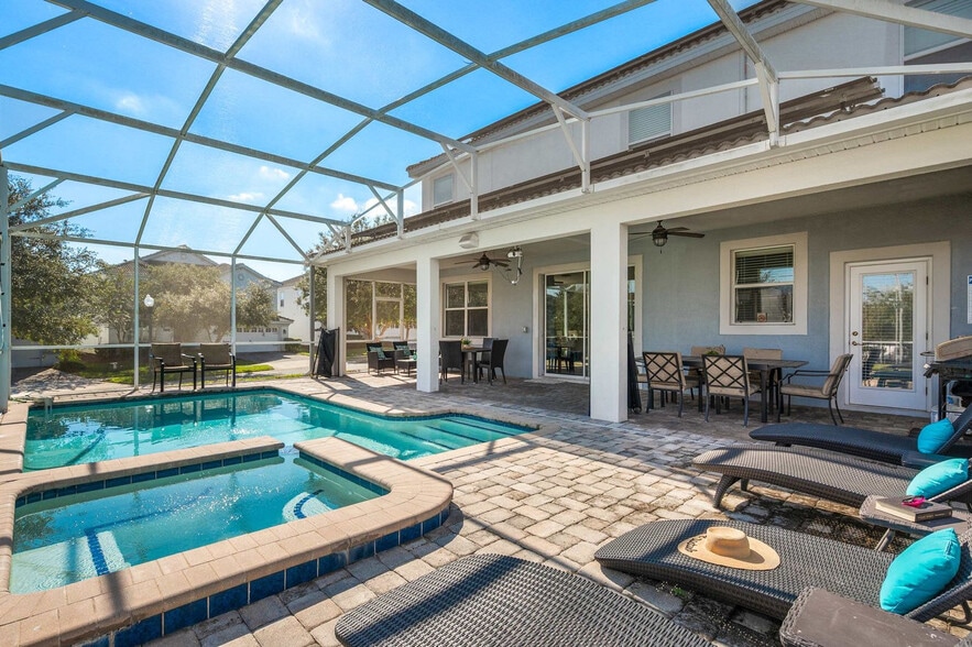 Building Photo - 9048 Sand Trap Dr