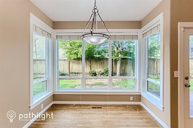 Building Photo - 5320 Southeast Frances Court, Hillsboro, O...