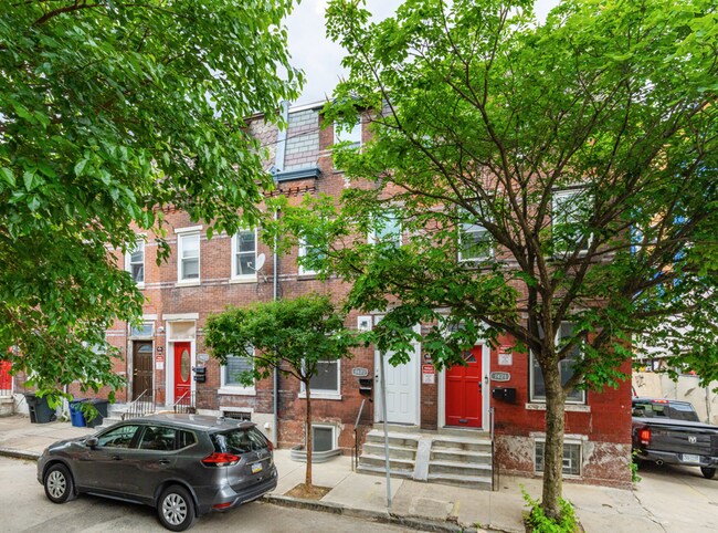 Building Photo - 1435 Cambridge St