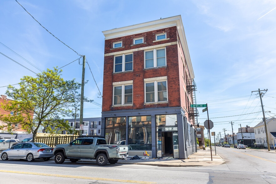 Fix Coffee and Bar across the street. - 728 E McMillan St