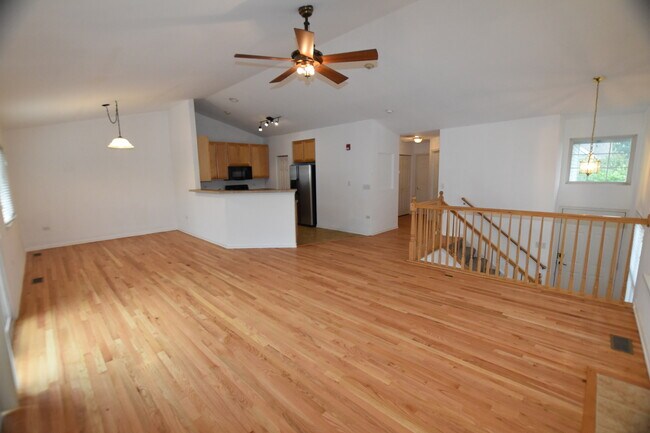 Building Photo - 2963 Saganashkee Ln