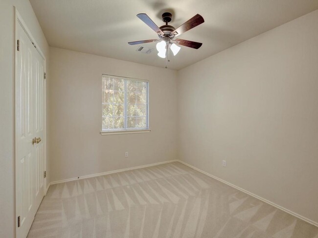 Building Photo - 213 Mesa Verde