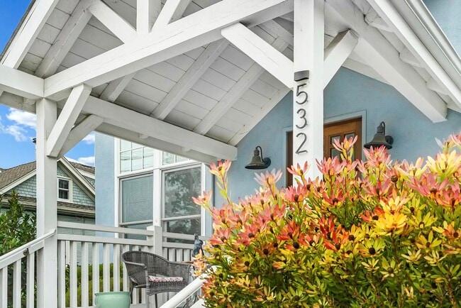 Building Photo - 532 S Branciforte Ave