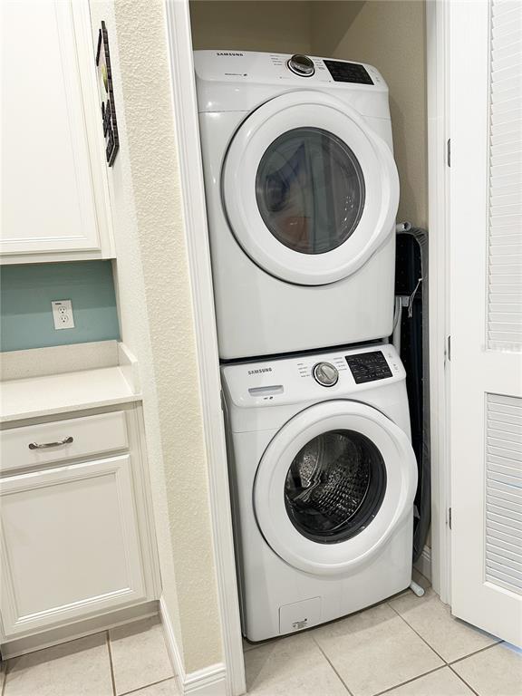 Building Photo - 8049 Dreamsicle Dr