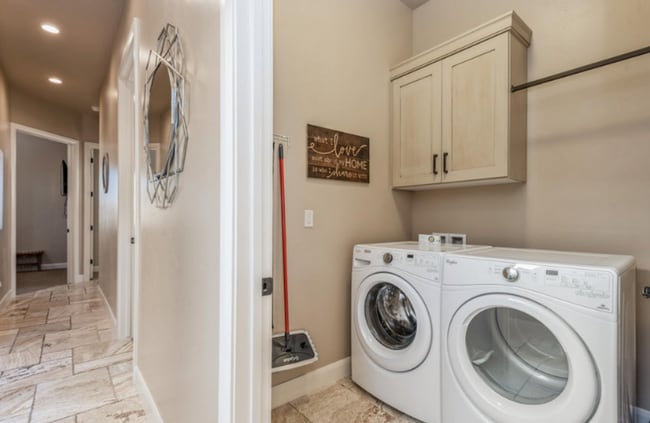 Building Photo - Fully Furnished home in the heart of Hurricane