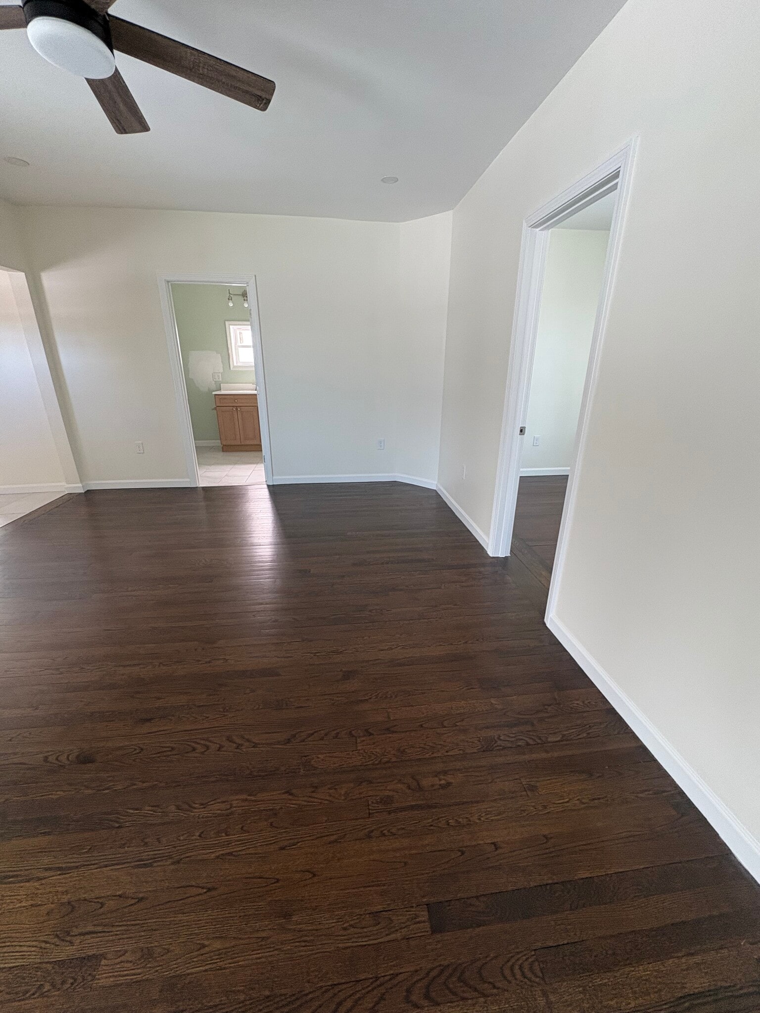 Building Photo - 316 Old Fall River Rd