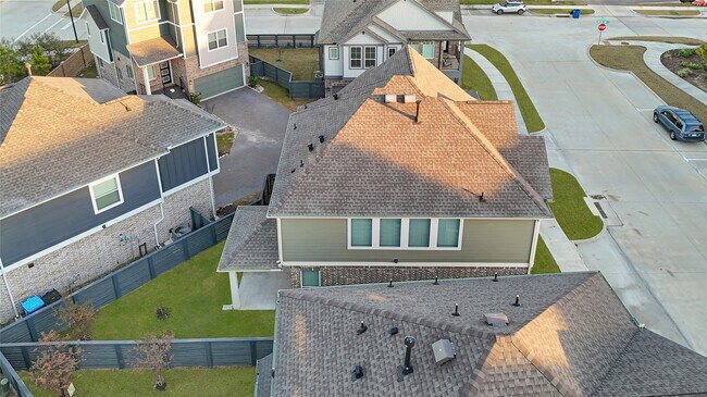 Building Photo - 18714 Colorado River Ln