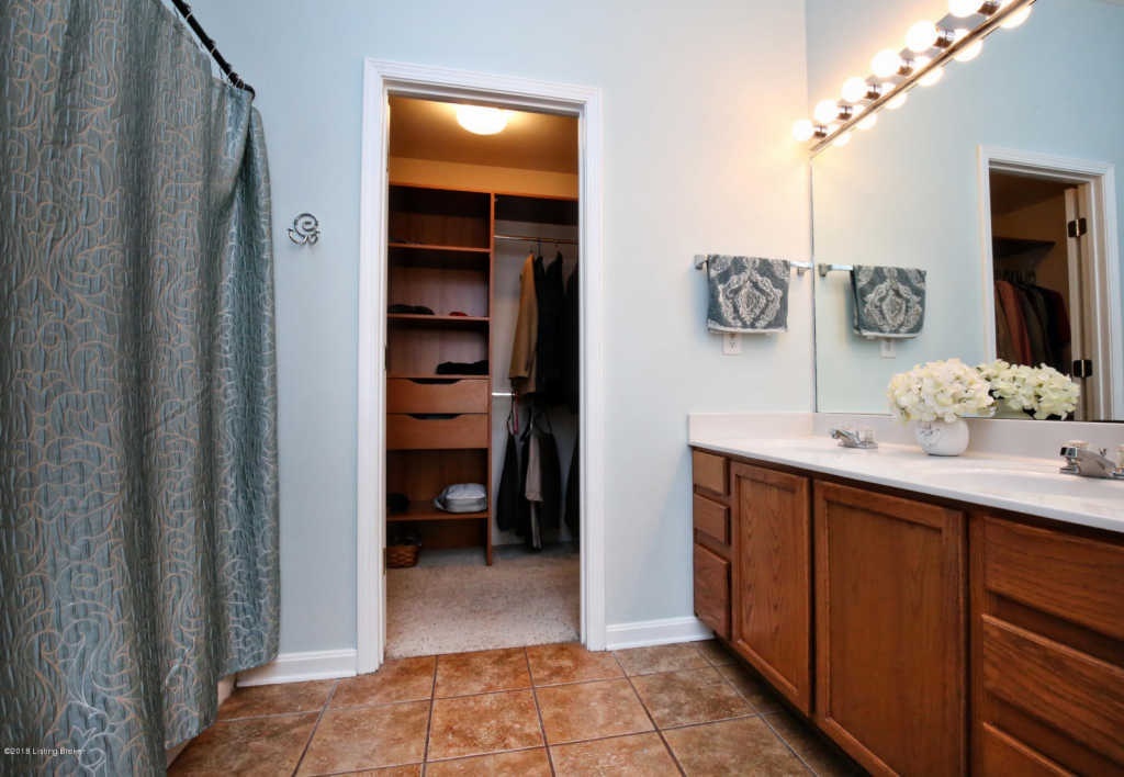 Master Bathroom - 9219 Eminence Ct