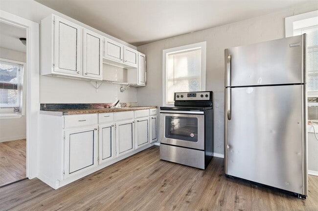 Building Photo - 1220 NW 43rd St