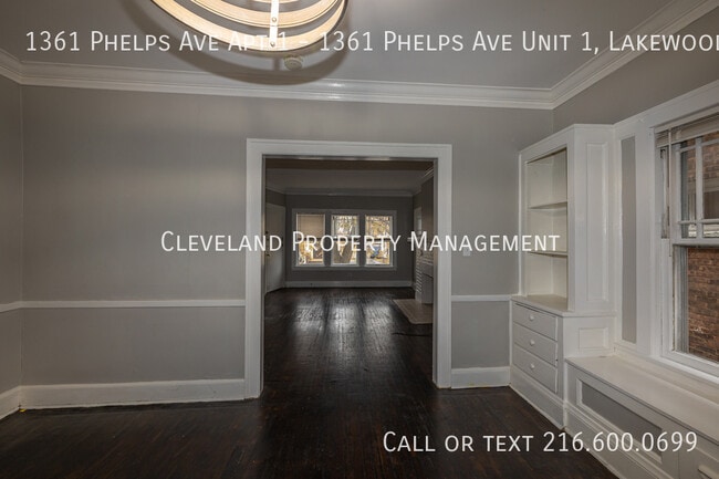 Building Photo - 1361 Phelps Ave