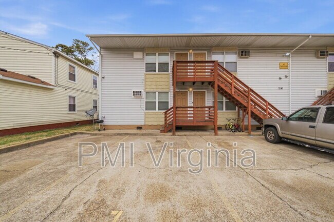 Building Photo - 2916 Pleasant Ave