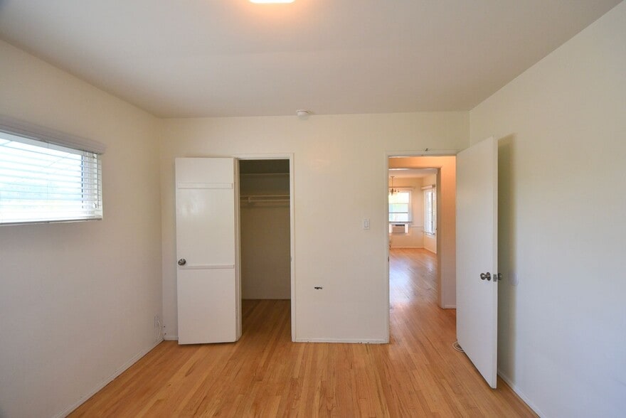 Building Photo - 5716 Kester Ave