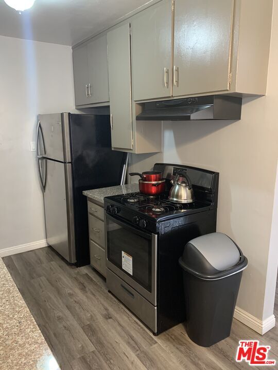 Building Photo - 544 W 41st Dr