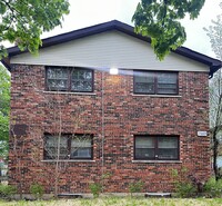 Building Photo - 7601 S Laflin St