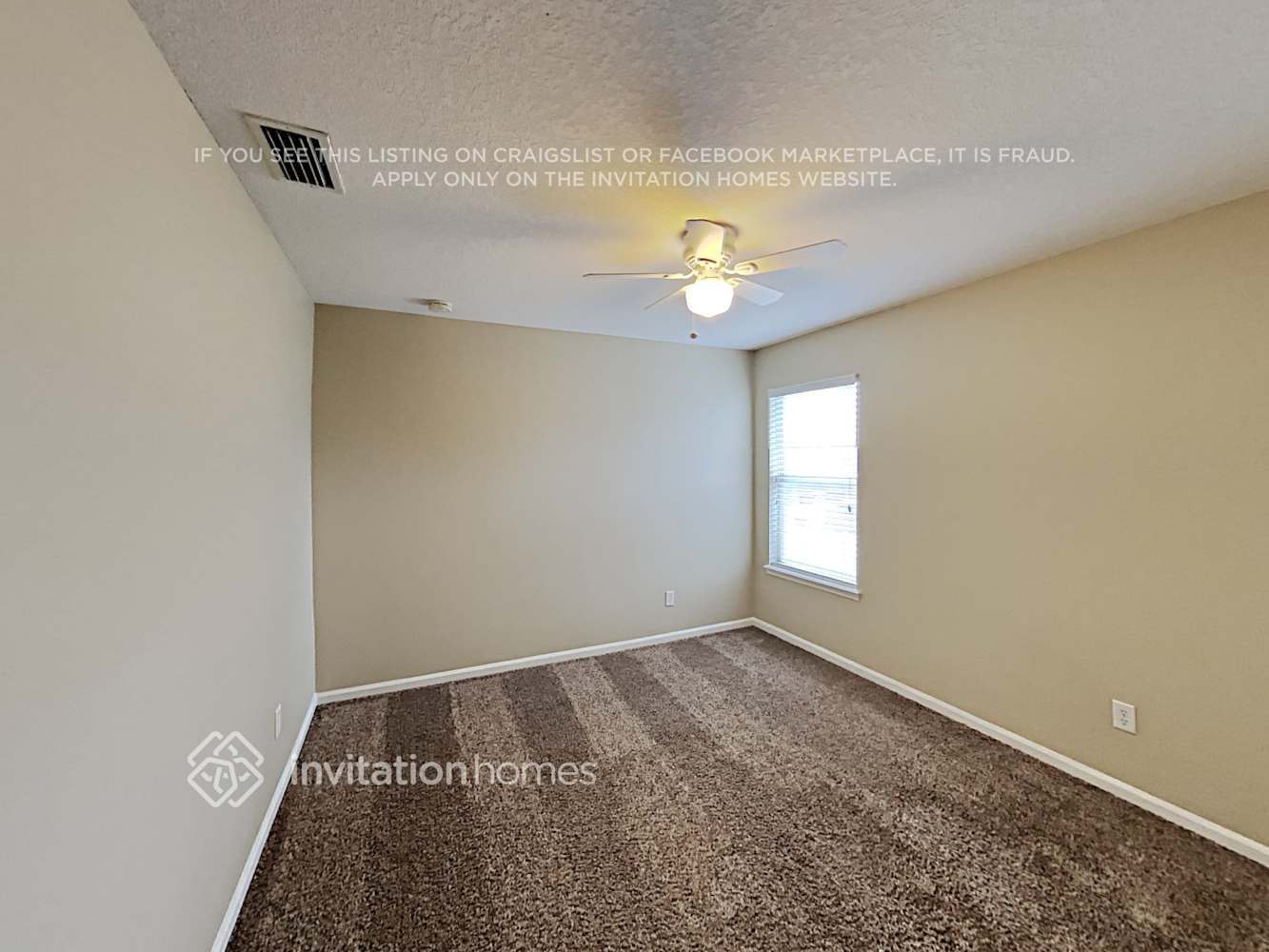 Building Photo - 921 Las Navas Pl