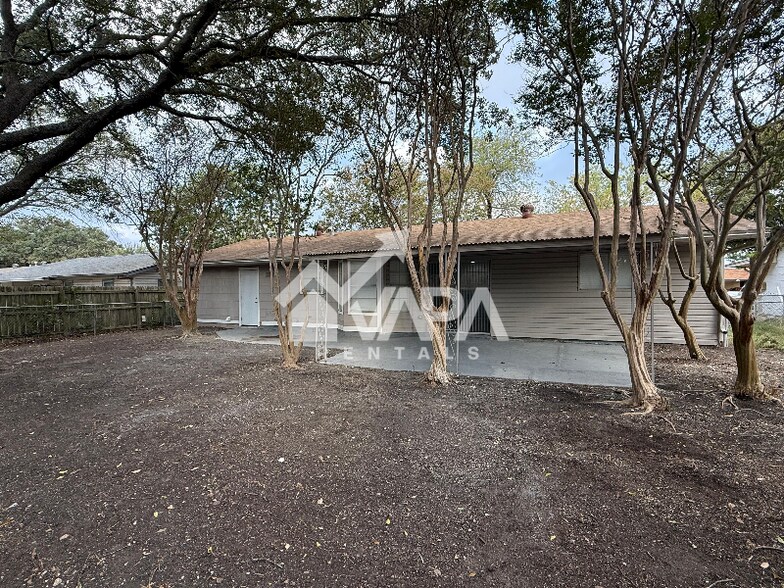 Building Photo - 4322 Eagle Nest Dr