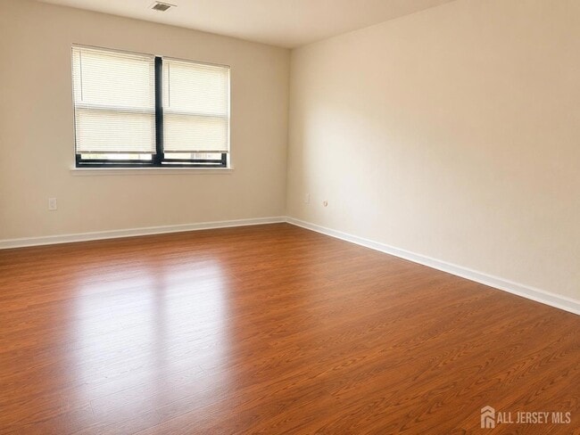 Building Photo - 1728 Raspberry Ct
