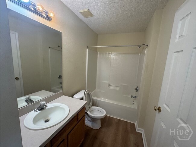 Building Photo - 106 Trellis Way