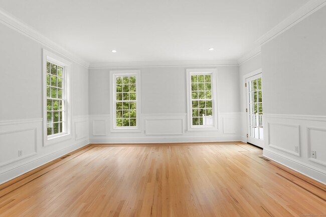 Building Photo - 5 Winthrop Hill