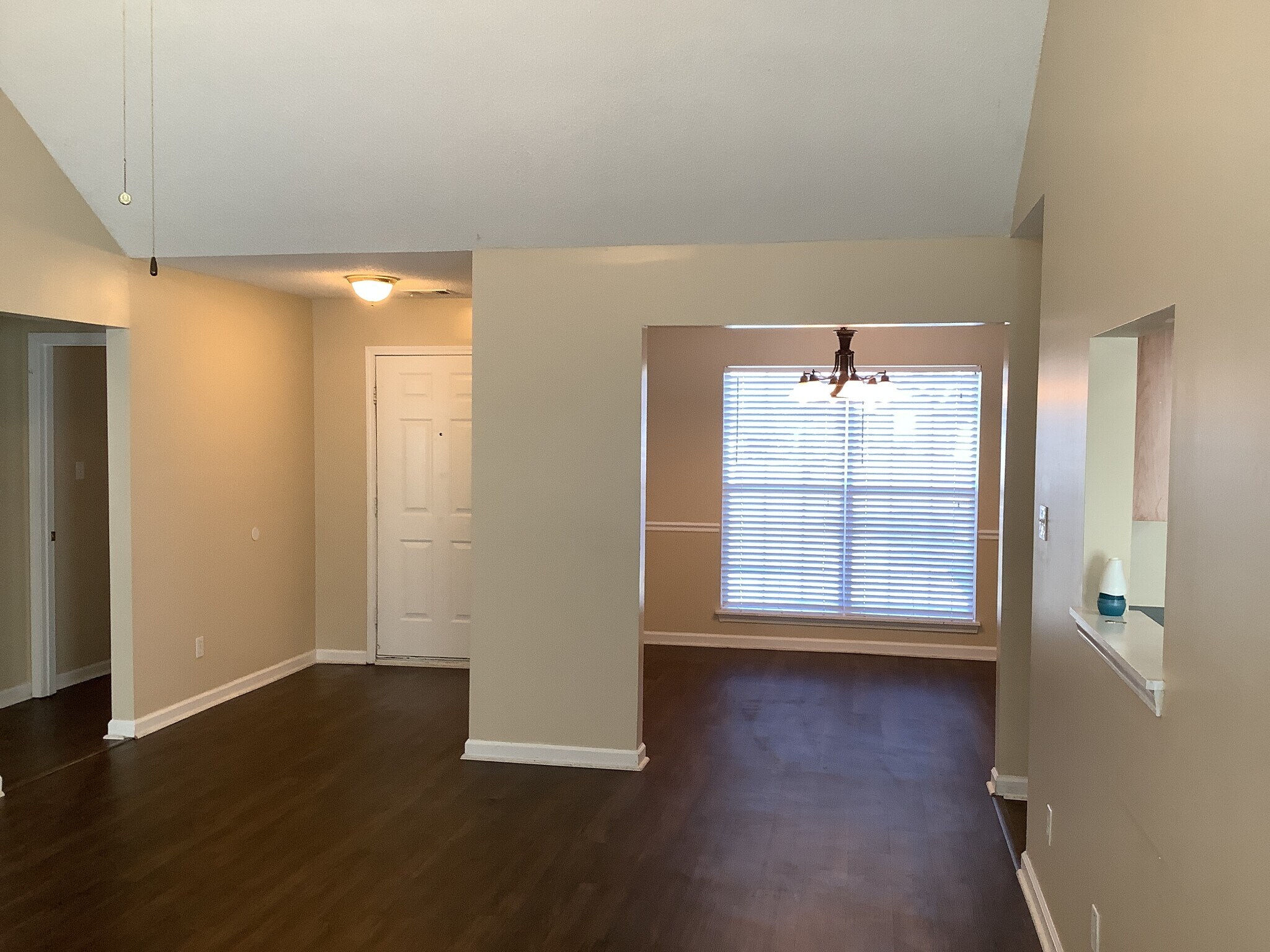 Building Photo - 249 Longleaf Cir