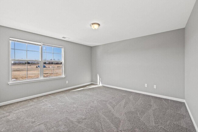 Building Photo - 6088 Arbor Wds Way