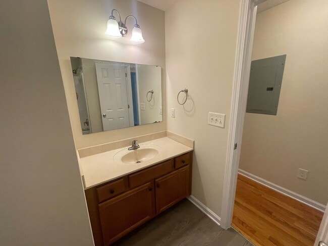 Building Photo - 5039 Coker St