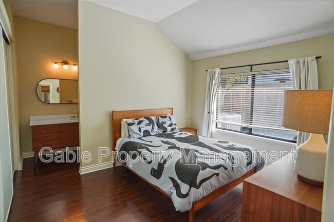 Building Photo - 24010 Telegraph Hill Ct