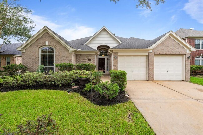 Primary Photo - 21922 Rivergate Ct