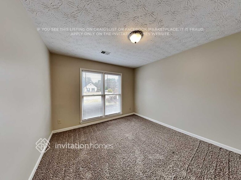 Building Photo - 1931 Pintail Ct