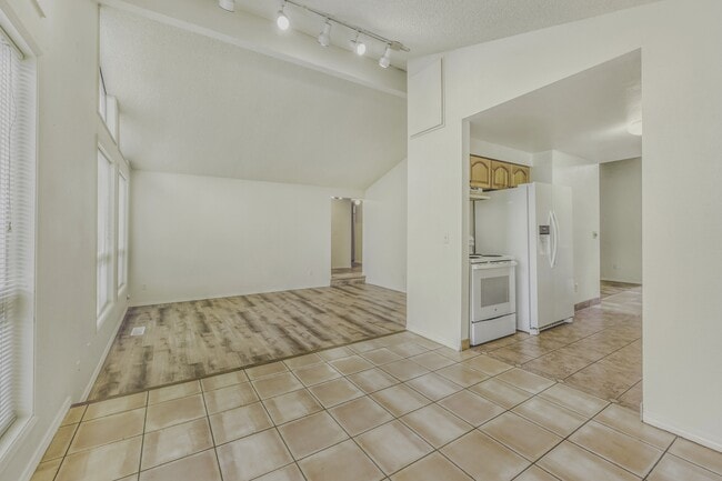 Building Photo - 1467 NW 176th Pl