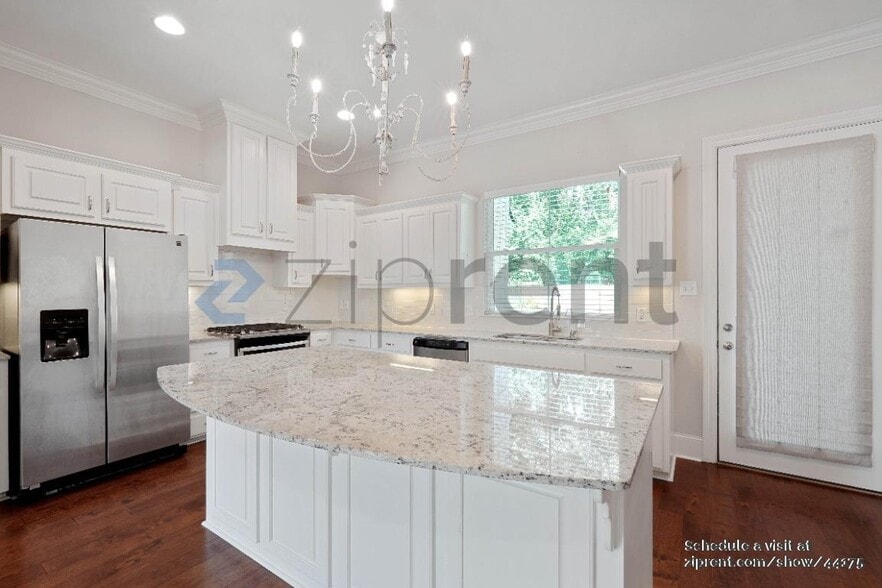 Building Photo - 5116 Myrtle Trail Dr