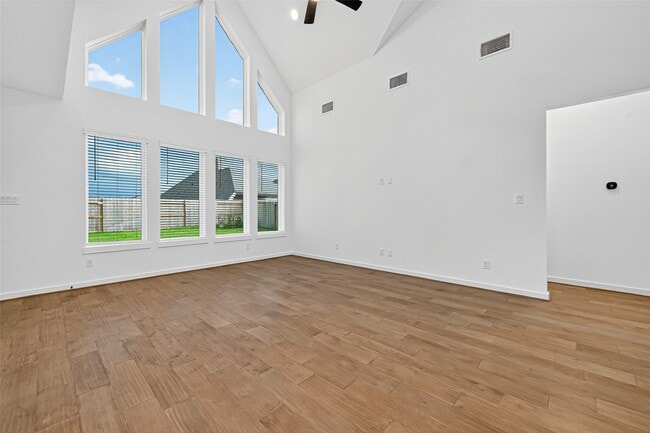 Building Photo - 10934 White Mist Dr