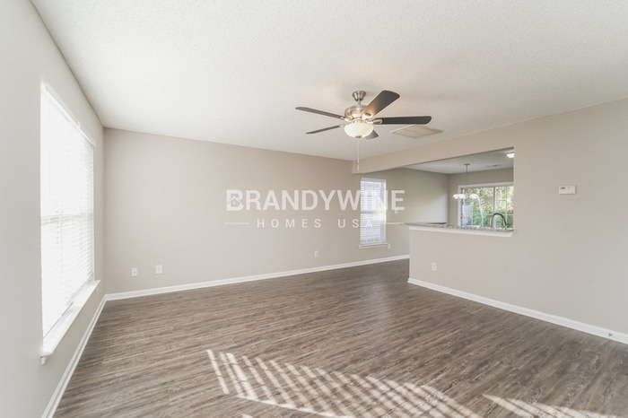 Building Photo - 6201 McIntyre Ridge Dr