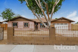 Building Photo - 8434 S 19th St