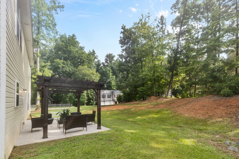 Building Photo - 1528 Magnolia Dr