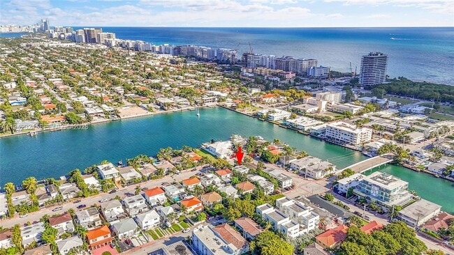 Building Photo - 618 86th St