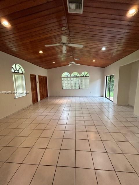 Building Photo - 5001 SW 90th Ct