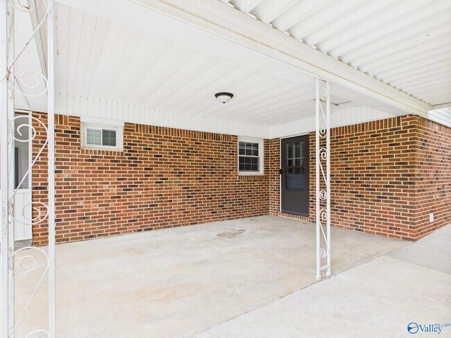 Building Photo - 9234 Segers Rd