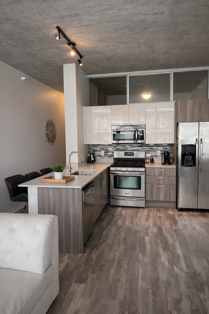 Building Photo - 1345 S Wabash Ave