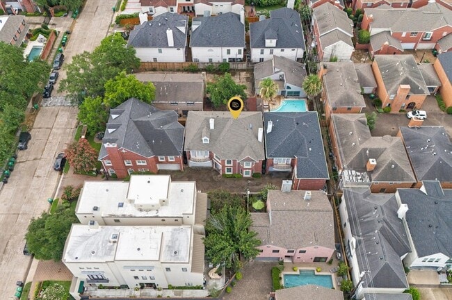 Building Photo - 2222 Nantucket Dr