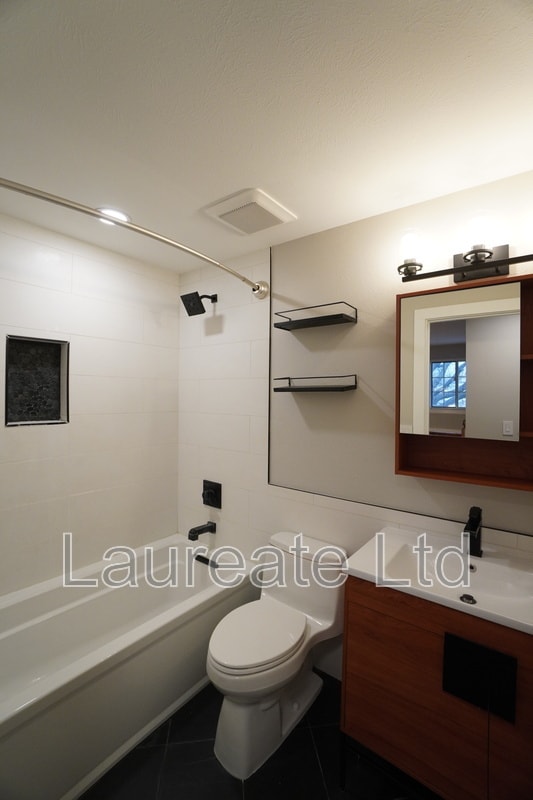 Building Photo - 4454 E 118th Pl